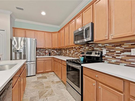 5th image of 9384 River Otter Dr