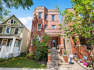 3830 N Leavitt St #3, Chicago, IL 60618