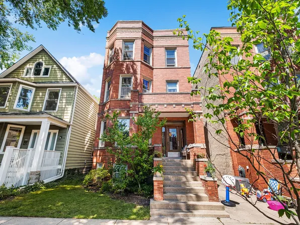 3830 N Leavitt St #3, Chicago, IL 60618
