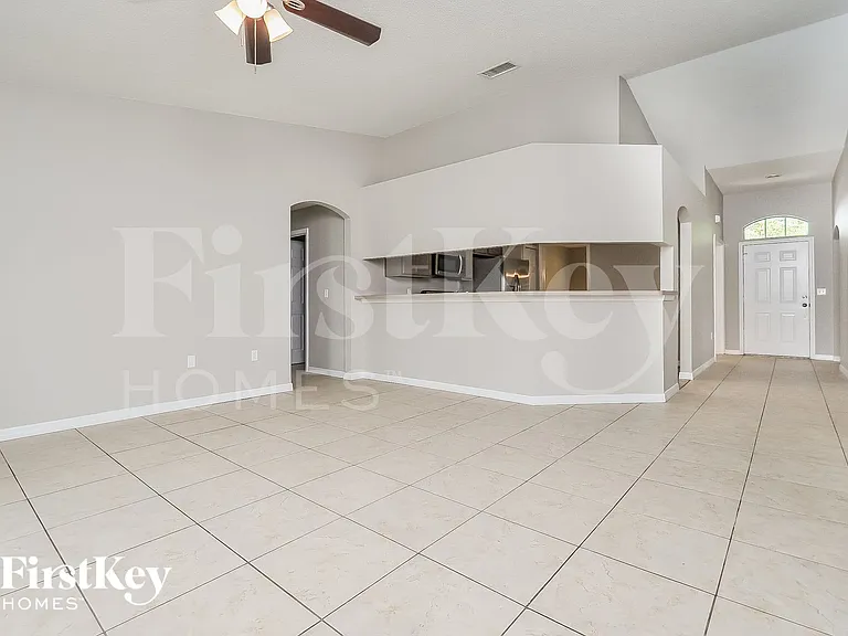 6511 Fox Crest Ln — Photo 4