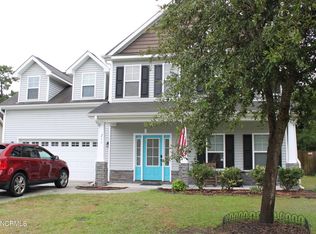 211 Wintergreen Ln, Hubert, NC 28539