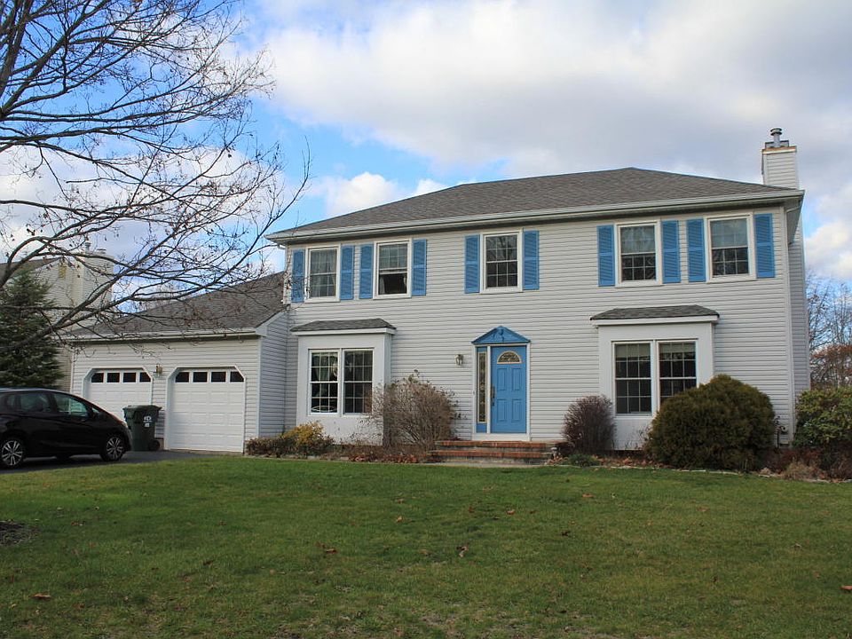 2nd image of 8 Bridge Ct
