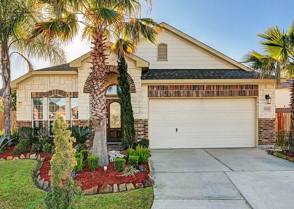 1st image of 3532 Firenze Dr