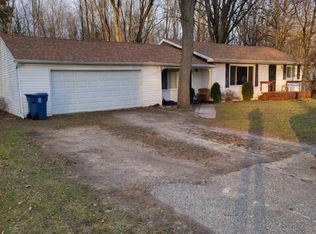 341 North St, Standish, MI 48658
