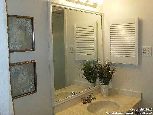 5th image of 8702 Village Dr #809