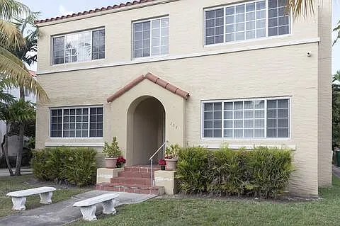 1 bed, 500 sqft, $1,900 — Photo 3