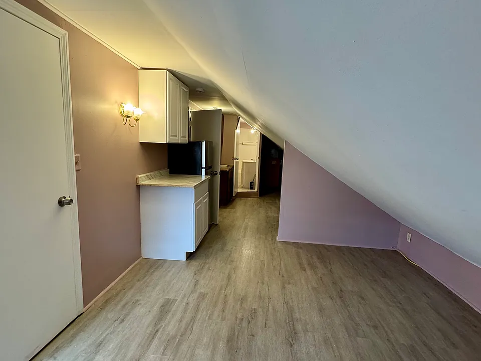 25 Fallon Ave #3