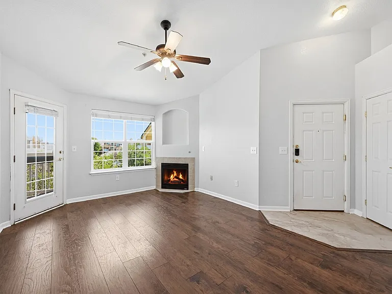 5745 N Genoa Way #13-303 — Photo 7