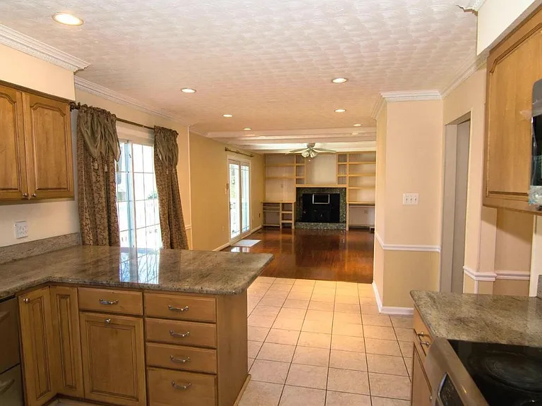 222 Apple Blossom Ct — Photo 15