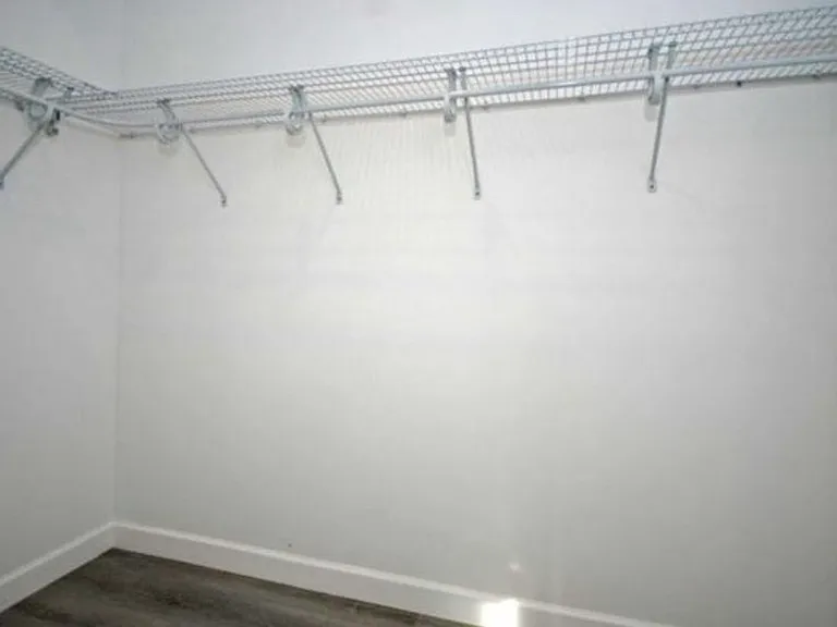 754 Paterson Ave #1 — Photo 7