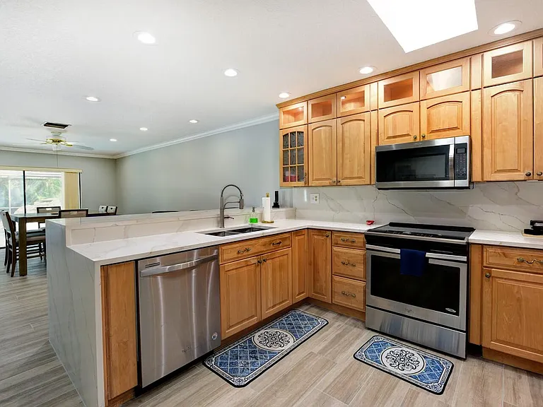 5979 Pinebrook Dr — Photo 13
