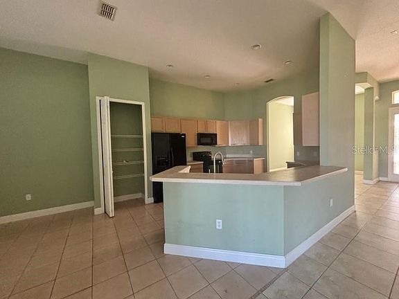 5th image of 2641 Breaker Ln