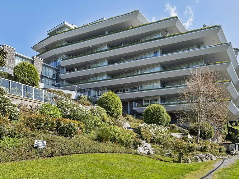 866 Arthur Erickson Pl #204 — Photo 2