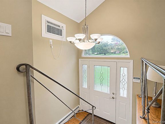 3rd image of 94 Newton Boulevard