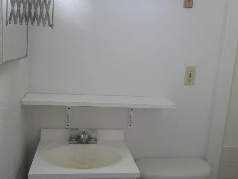1309 W Lemon St #C — Photo 7