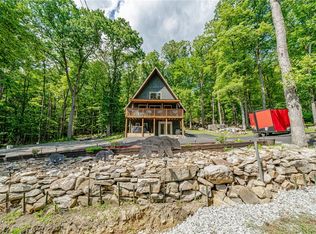 236 Snowshoe Rd, Acme, PA 15610