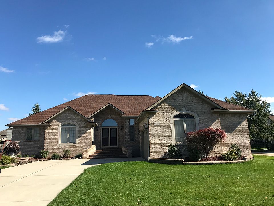 1st image of 46232 Hampton Dr
