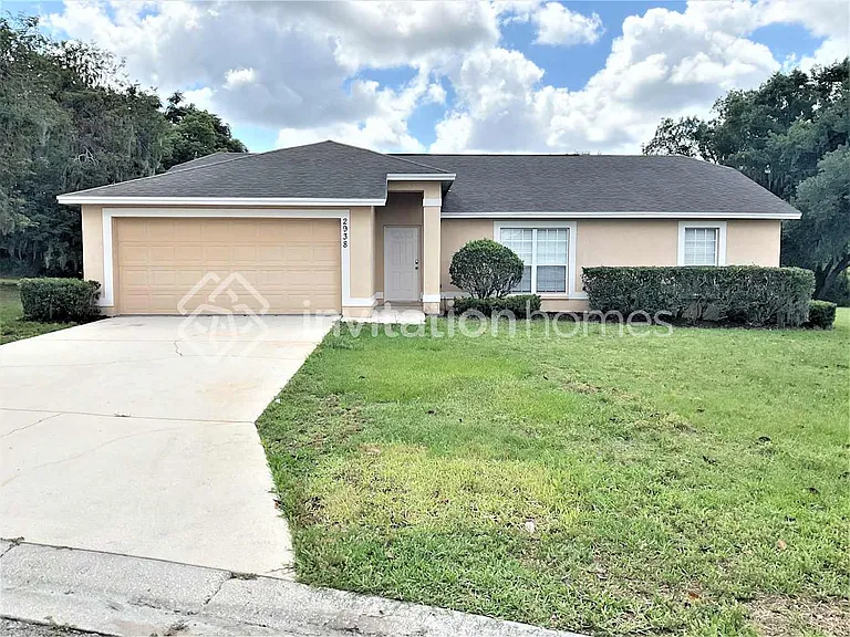 2938 Hickory Ridge Dr — Photo 1