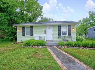 26471 Martindale Rd, South Lyon, MI 48178