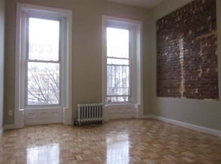 12A Vernon Ave APT 2, Brooklyn, NY 11206