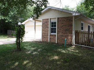 380 N Stardust Ln, Columbia, MO 65201