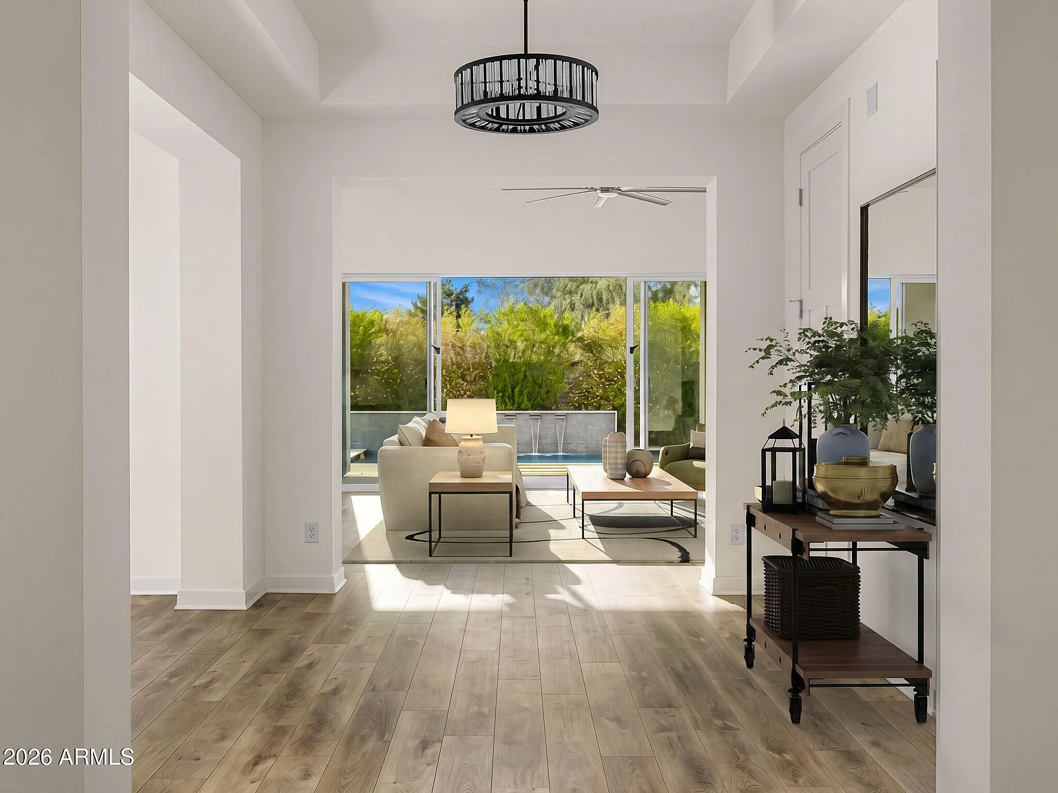 3 bed, 3.5 bath, 3107 sqft, $8,995 — Photo 3