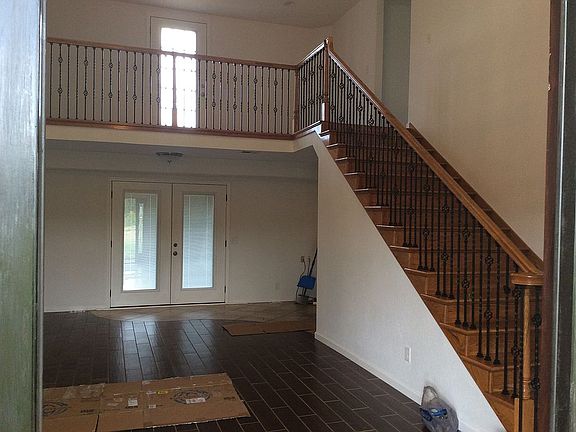 Living/Family Rm back exit