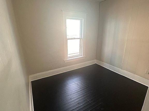 5th image of 47 Lakeview Ave #2