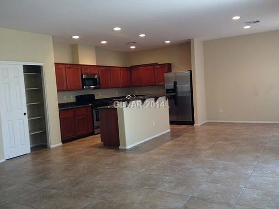 4th image of 5008 Lavaliere Ave