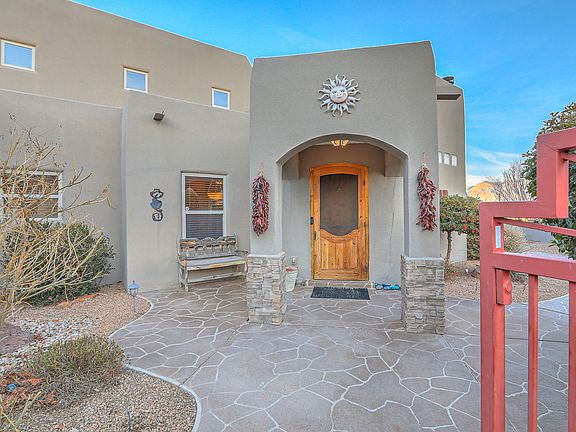 3rd image of 190 Nicky Ln