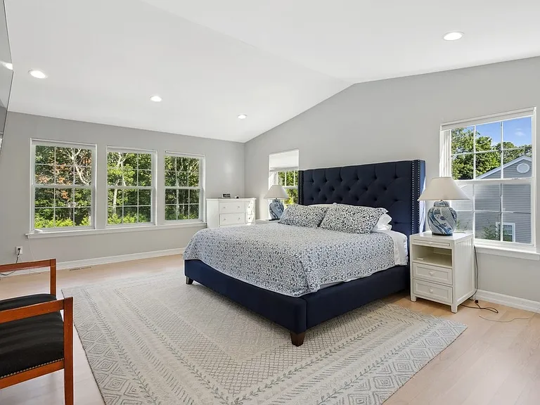 35 Hollow Ln — Photo 17