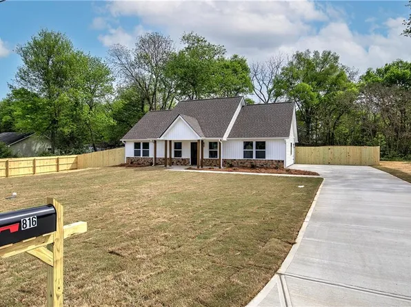 816 Forrest Ave, Rockmart, GA 30153