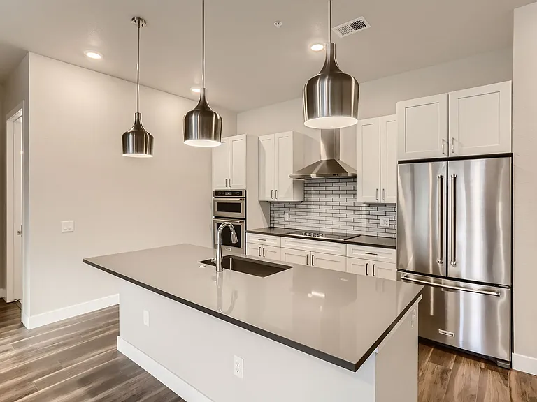 20 Wilcox St #608 — Photo 5