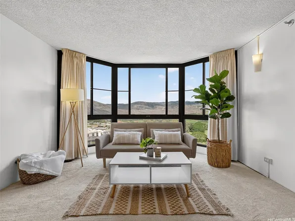 5090 Likini St APT 1202, Honolulu, HI 96818