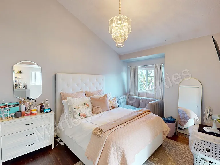 604 San Michel Dr N #B — Photo 10
