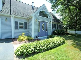 8 Holmstrom Rd, Bellingham, MA 02019