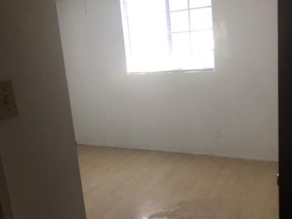 4th image of 4124 Worthy Dr