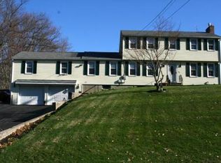29 Makos St, Tyngsboro, MA 01879