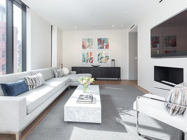 10 Farnsworth St #3A — Photo 3