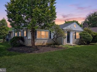 241 Clearview Rd, Hanover, PA 17331