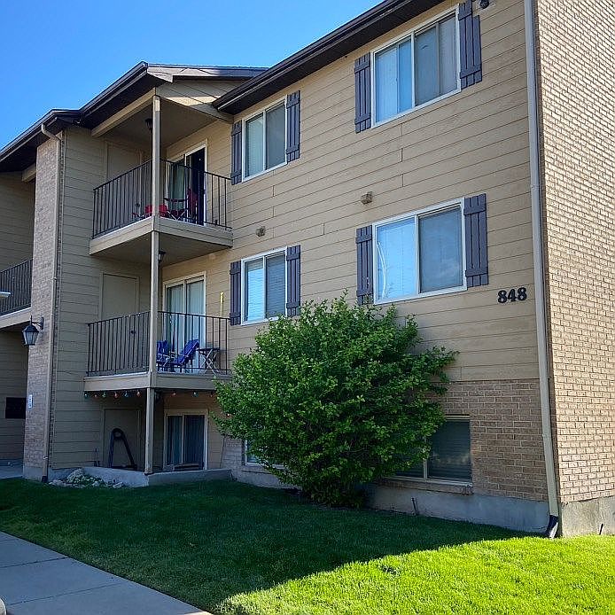 1st image of 848 E Bristle Pine Pl APT 10