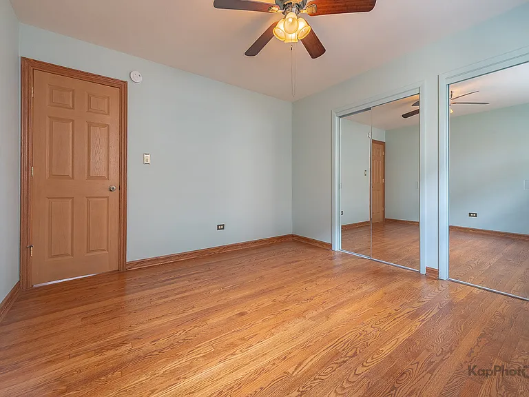 8465 W Berwyn Ave #1 — Photo 17
