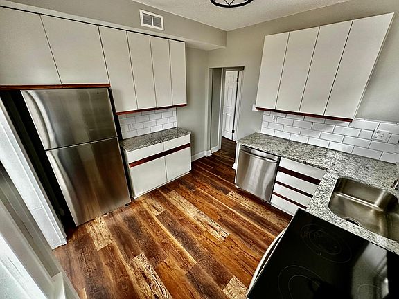 2nd image of 5903 S Kingshighway Blvd