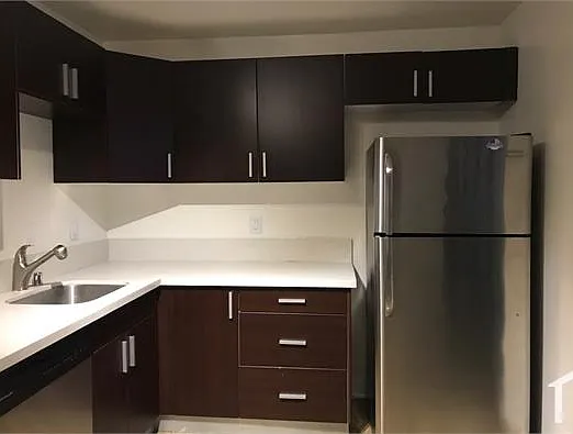 242 S Broadway #103 — Photo 2