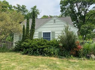 604 Brierwood Ct, Ann Arbor, MI 48103