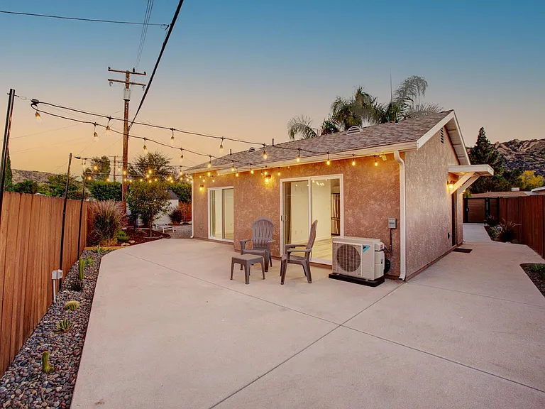 6275 Dana Ave — Photo 18
