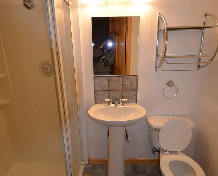 119-121 Flintstone Ln #123 — Photo 10
