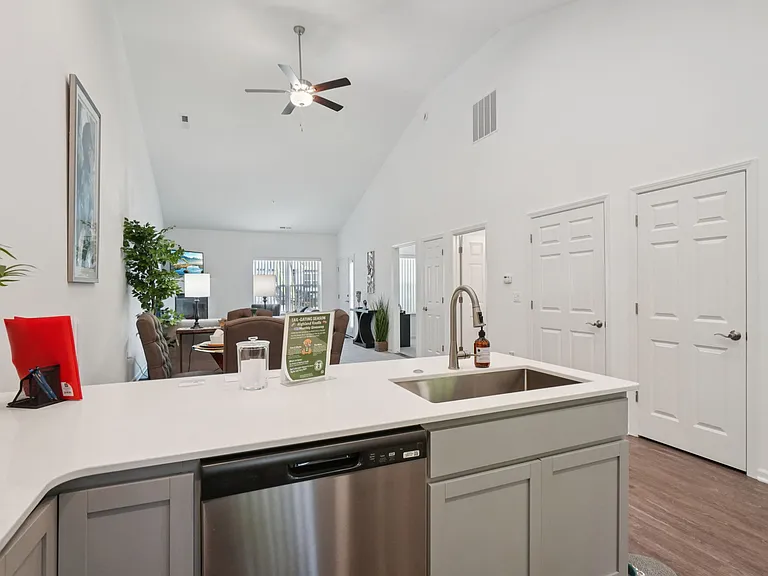 Highland Knolls — Photo 44