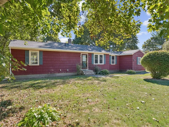 99 Old County Road, Hampden, ME 04444