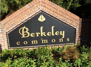 201 S Lamplighter Ln, Summerville, SC 29483